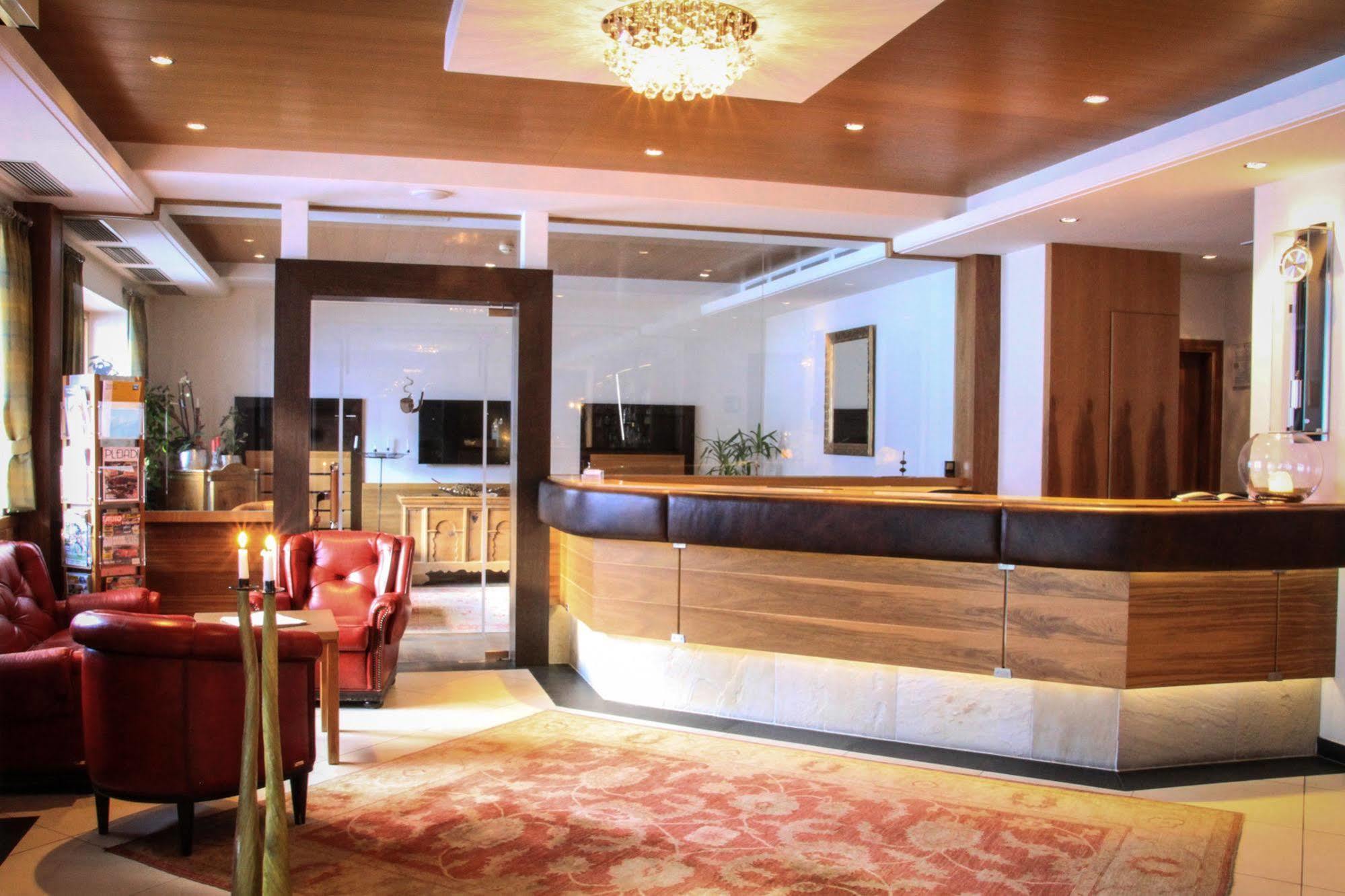 Hotel Cristallo 솔다 외부 사진